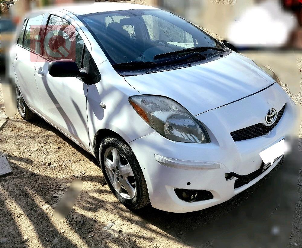 تۆیۆتا یارس